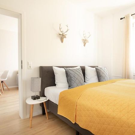 ולדסהוט-טינגן Loewe Apartment Gelb Tiengen Altstadt מראה חיצוני תמונה